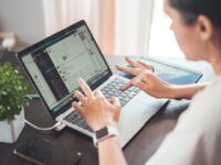 Con quale frequenza si dovrebbe postare sul proprio blog